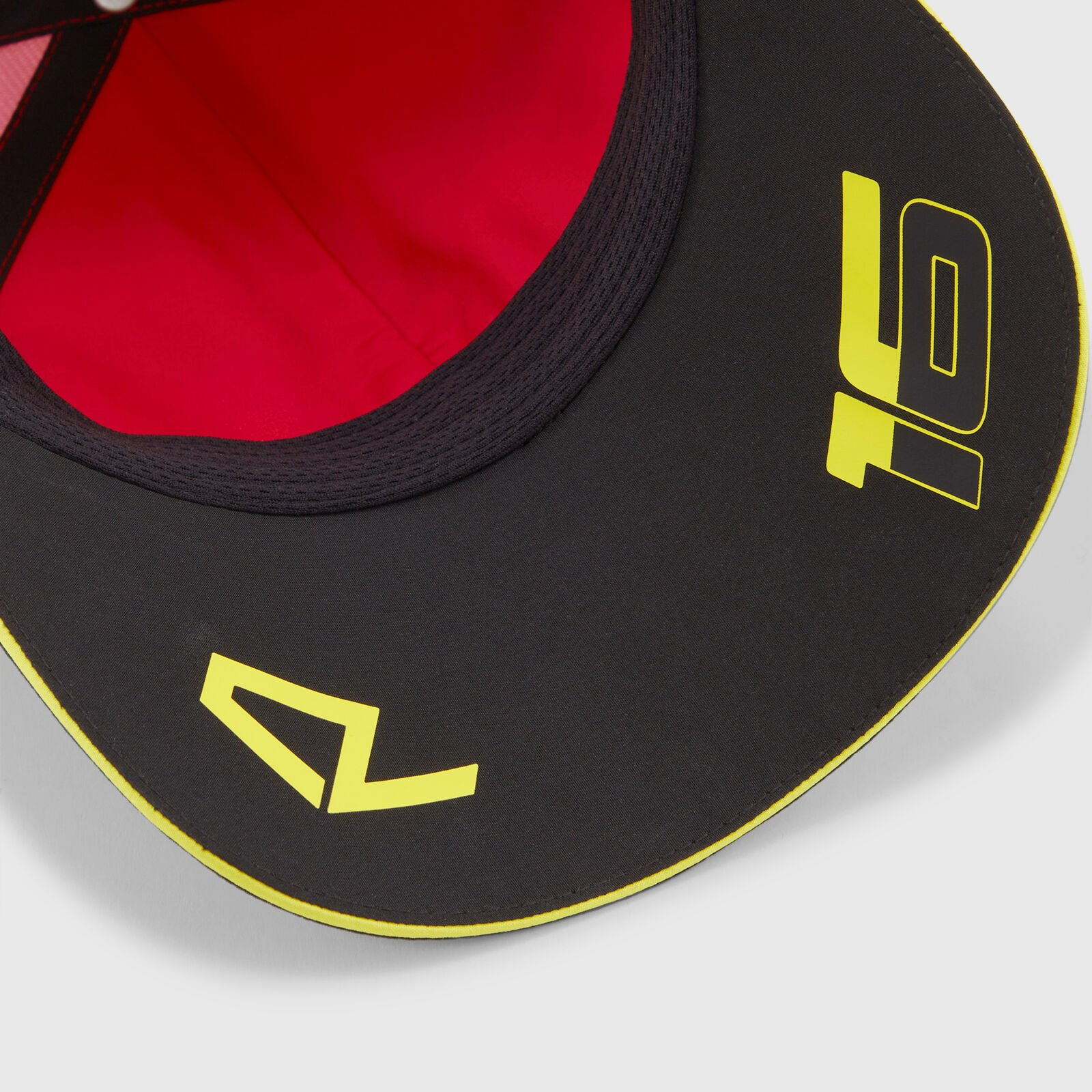 Gorra Ferrari Charles Leclerc Edicion Especial Gp Monza