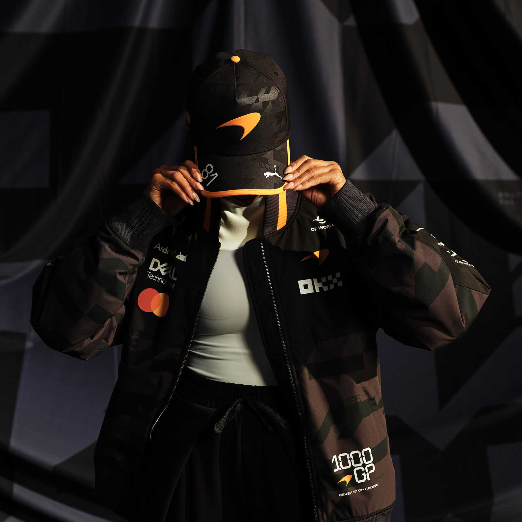 Gorra Oscar Piastri McLaren F1 2026 Gran Premio 1000ª Carrera