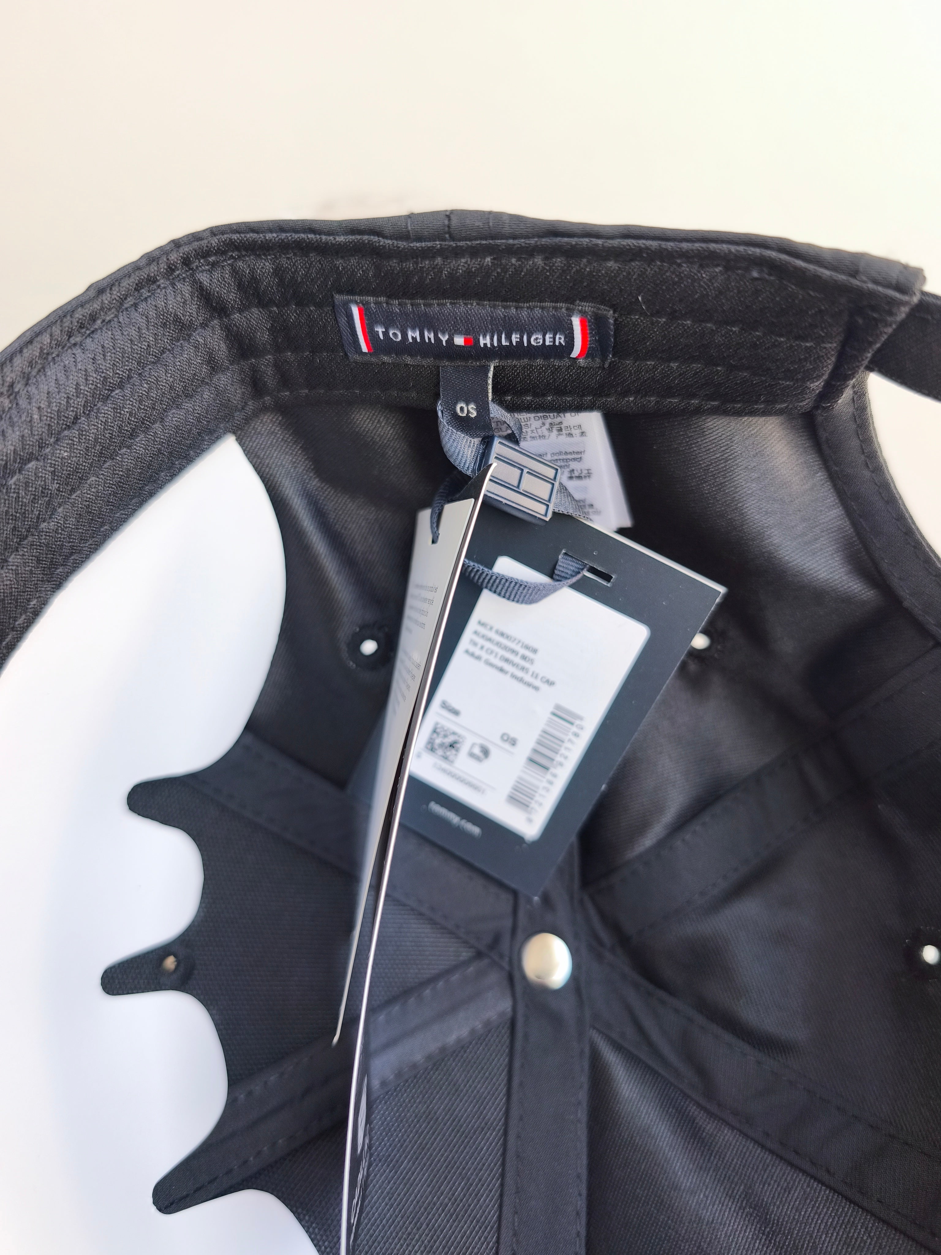 Gorra Checo Perez Cadillac 2026 Negro