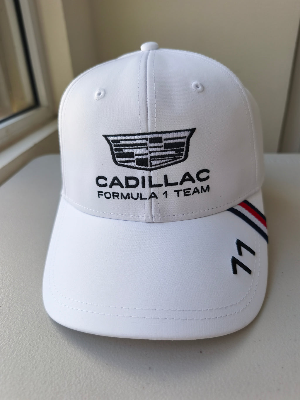Gorra Checo Perez Cadillac 2026 Blanco