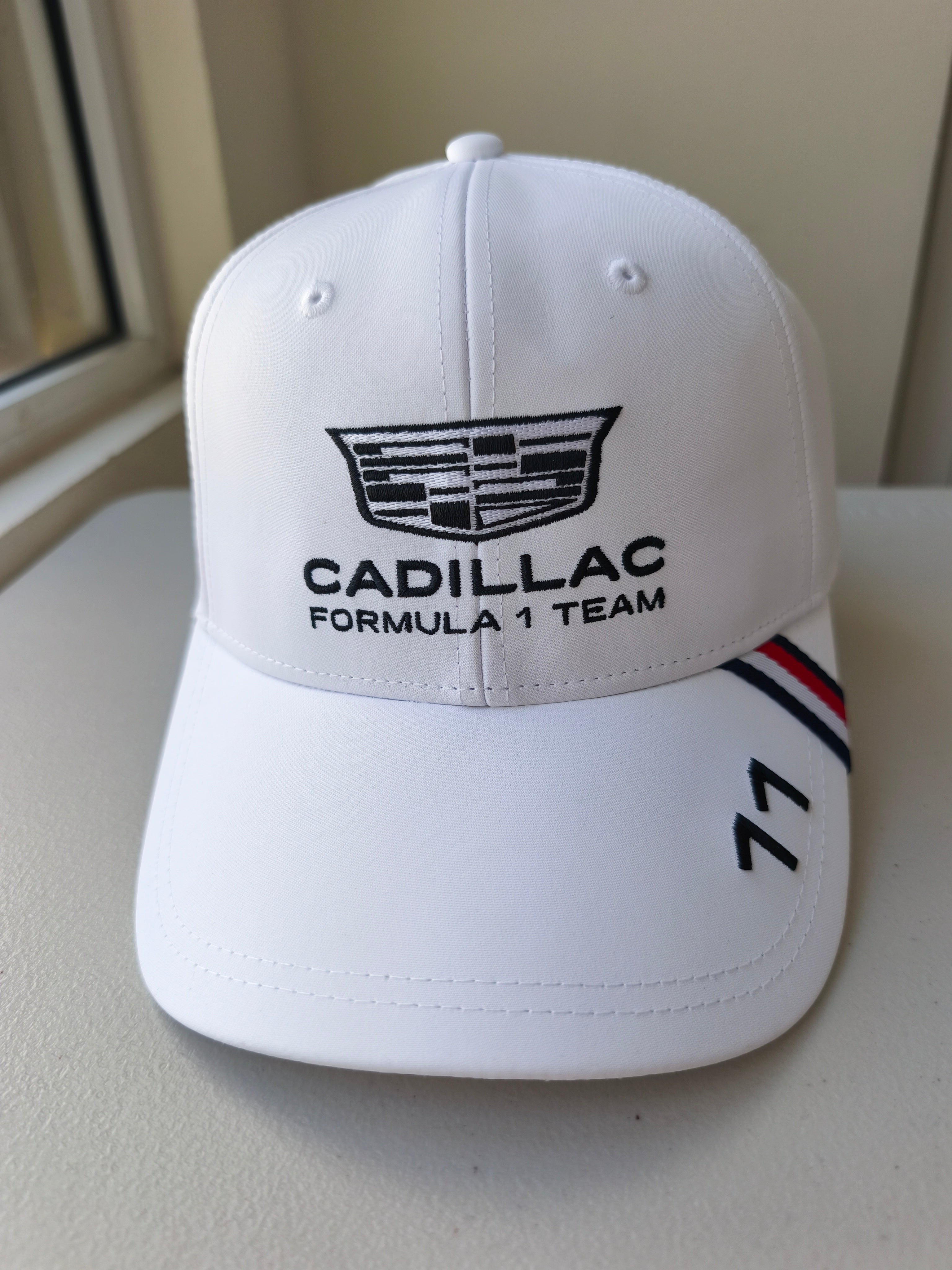 Gorra Checo Perez Cadillac 2026 Blanco