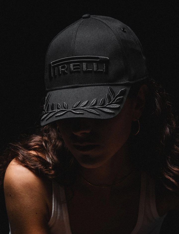 Gorra Pirelli Edición Limitada Total Black